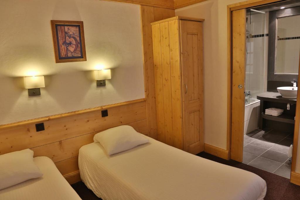 Hotel Club Le Crêt 3*
